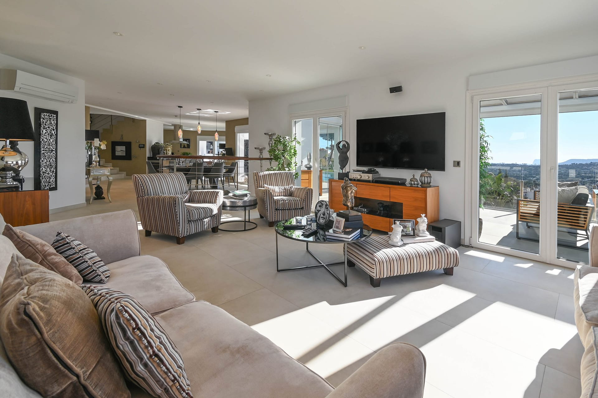 Resale - Villa - Moraira