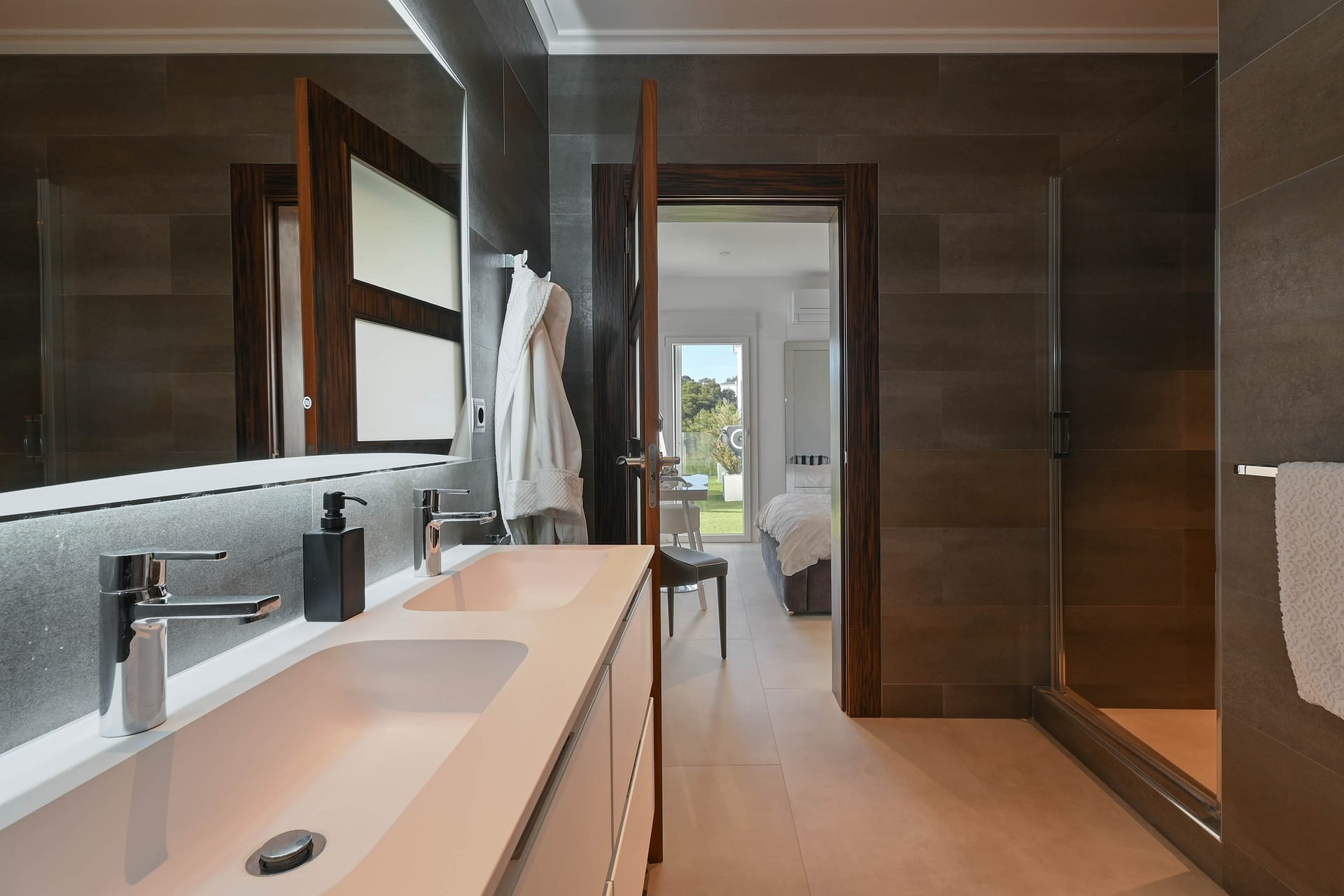 Resale - Villa - Moraira