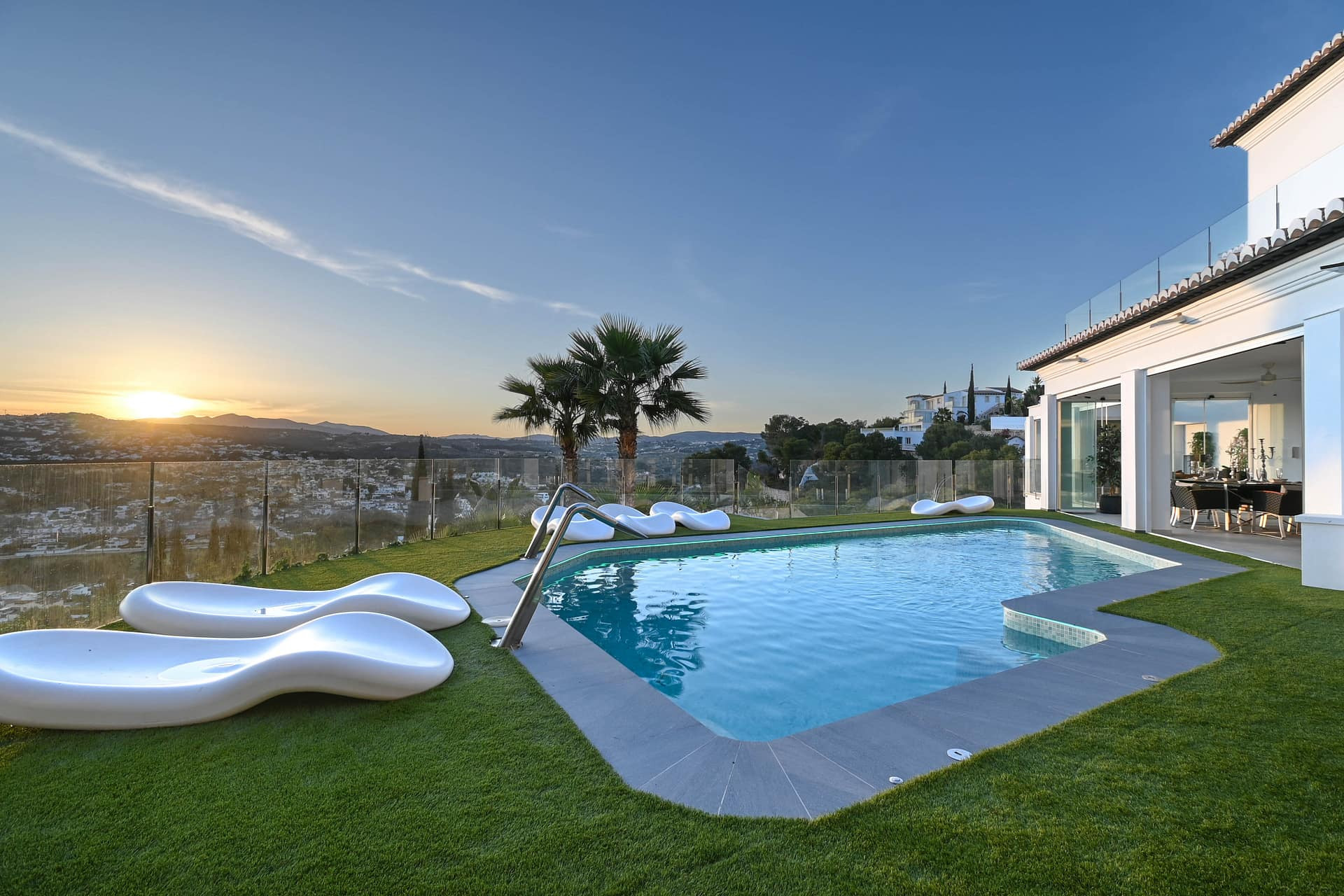 Resale - Villa - Moraira