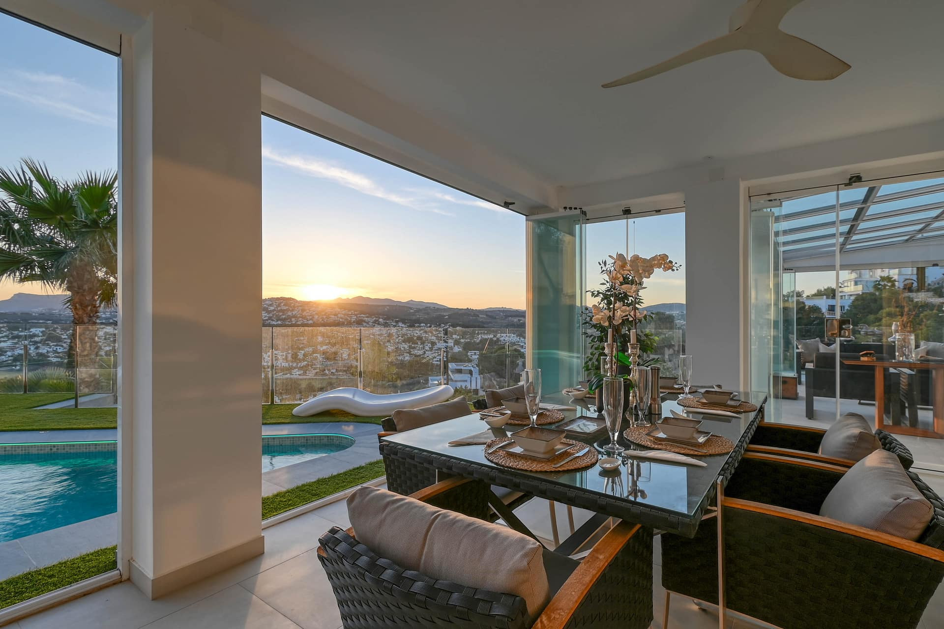 Resale - Villa - Moraira