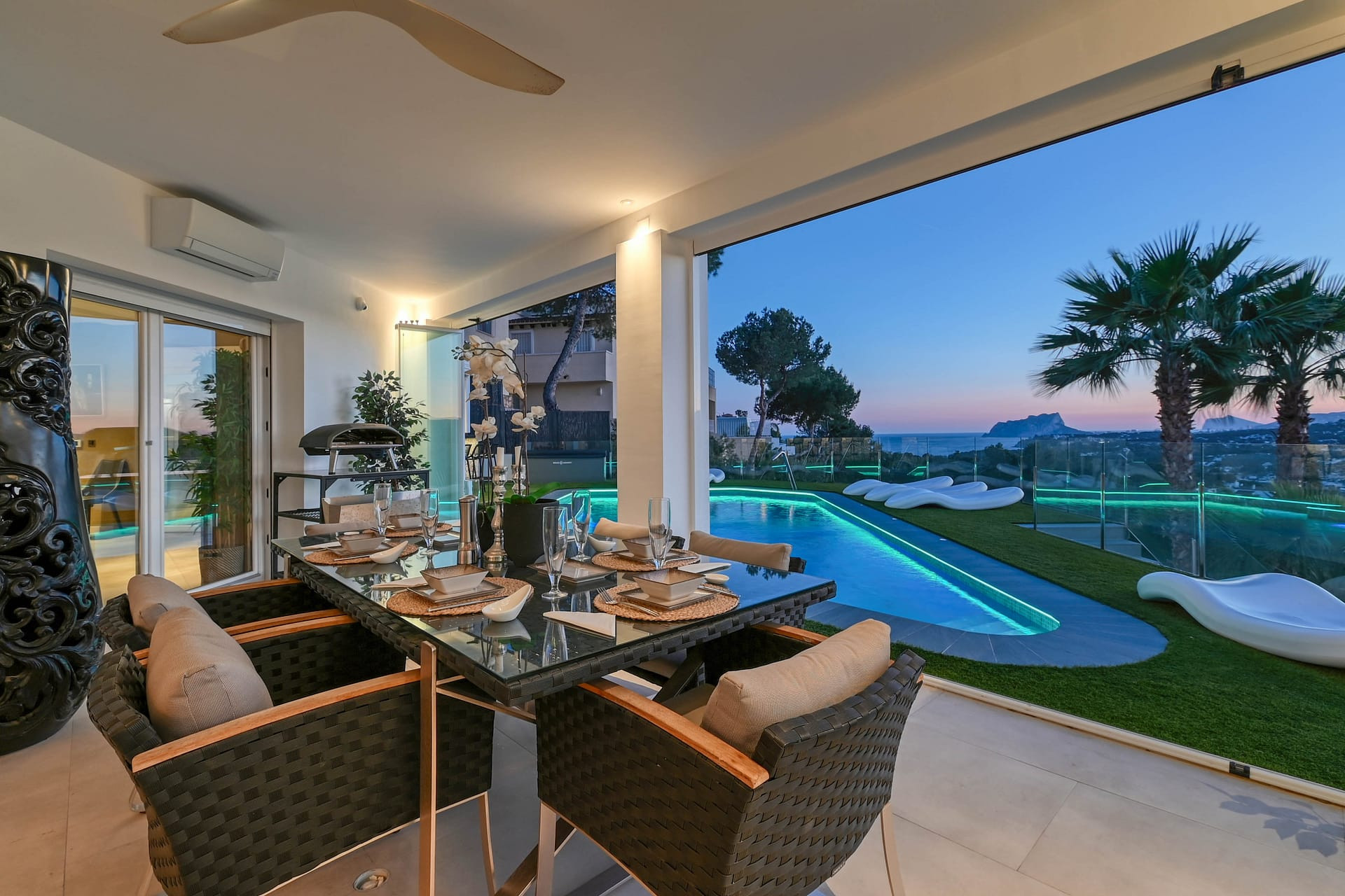 Resale - Villa - Moraira