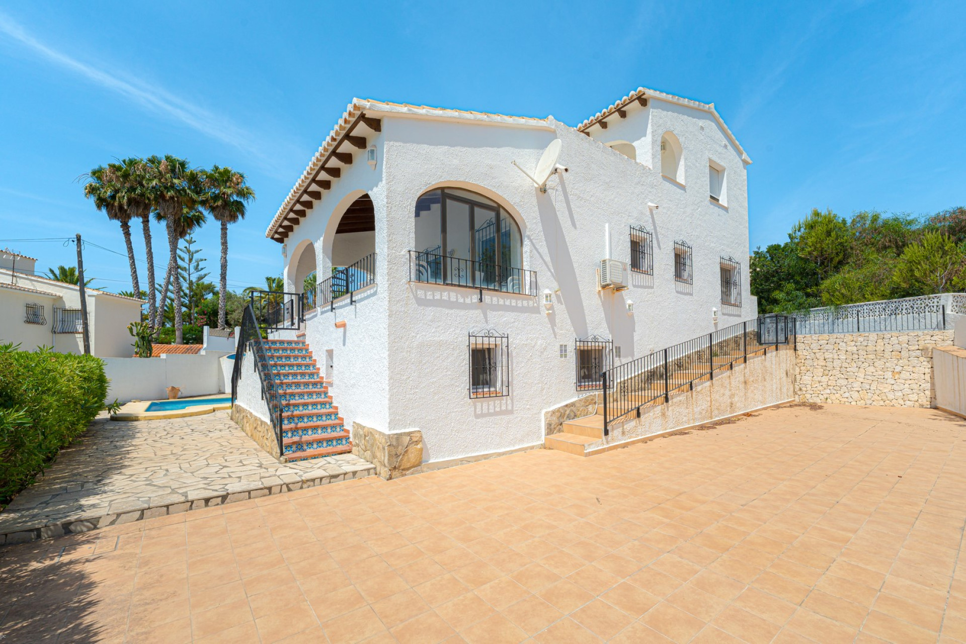 Resale - Villa - Moraira