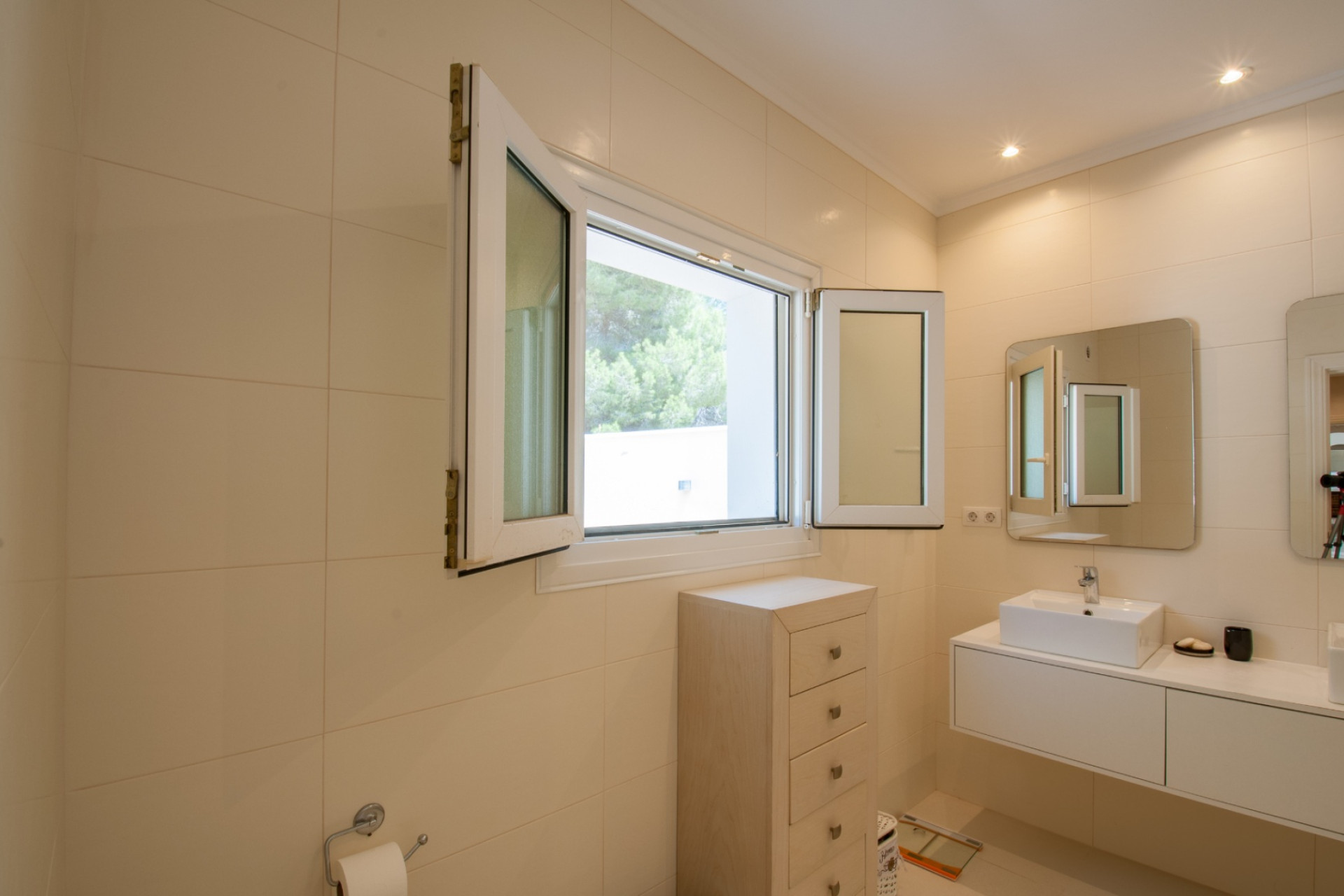 Resale - Villa - Moraira