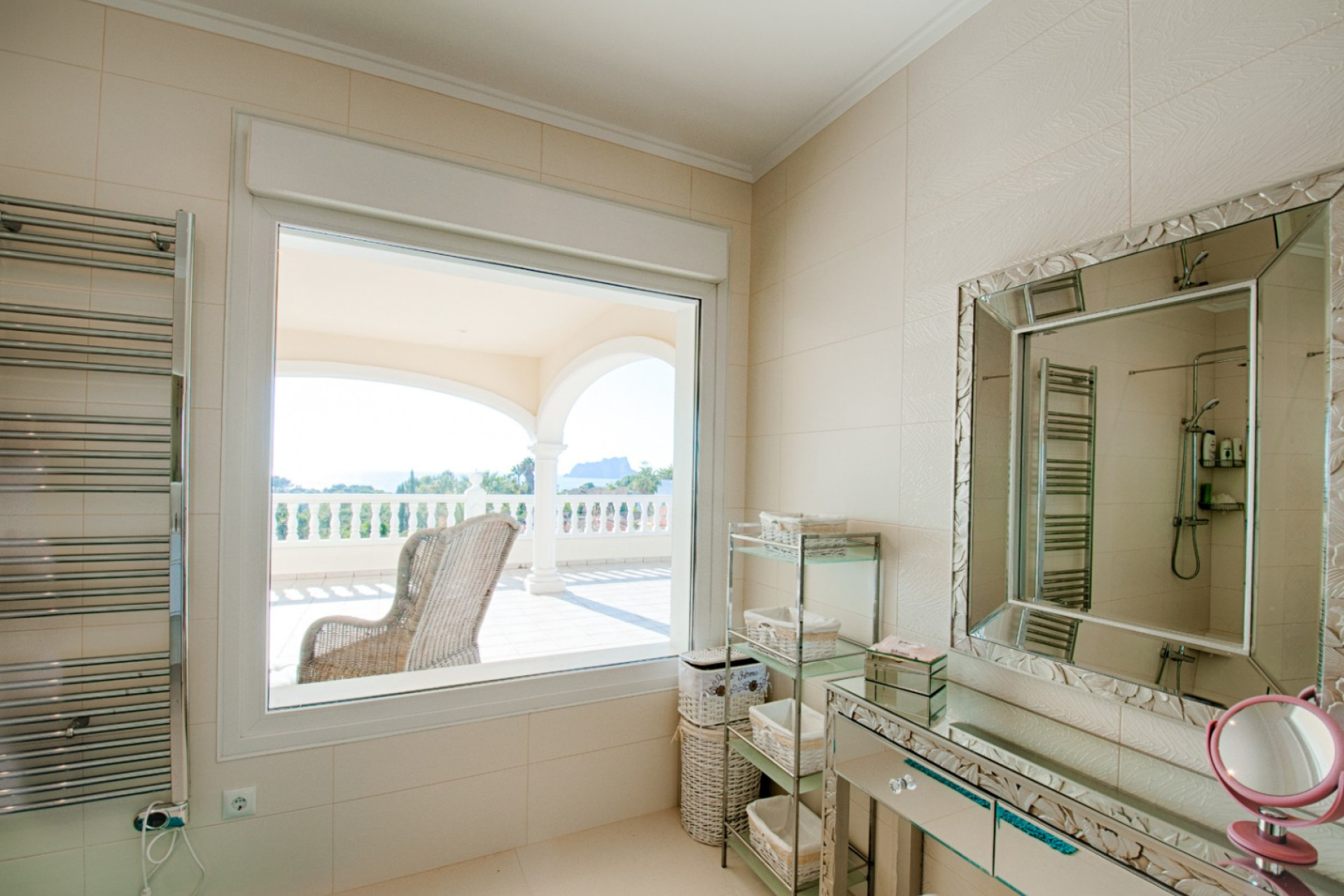 Resale - Villa - Moraira