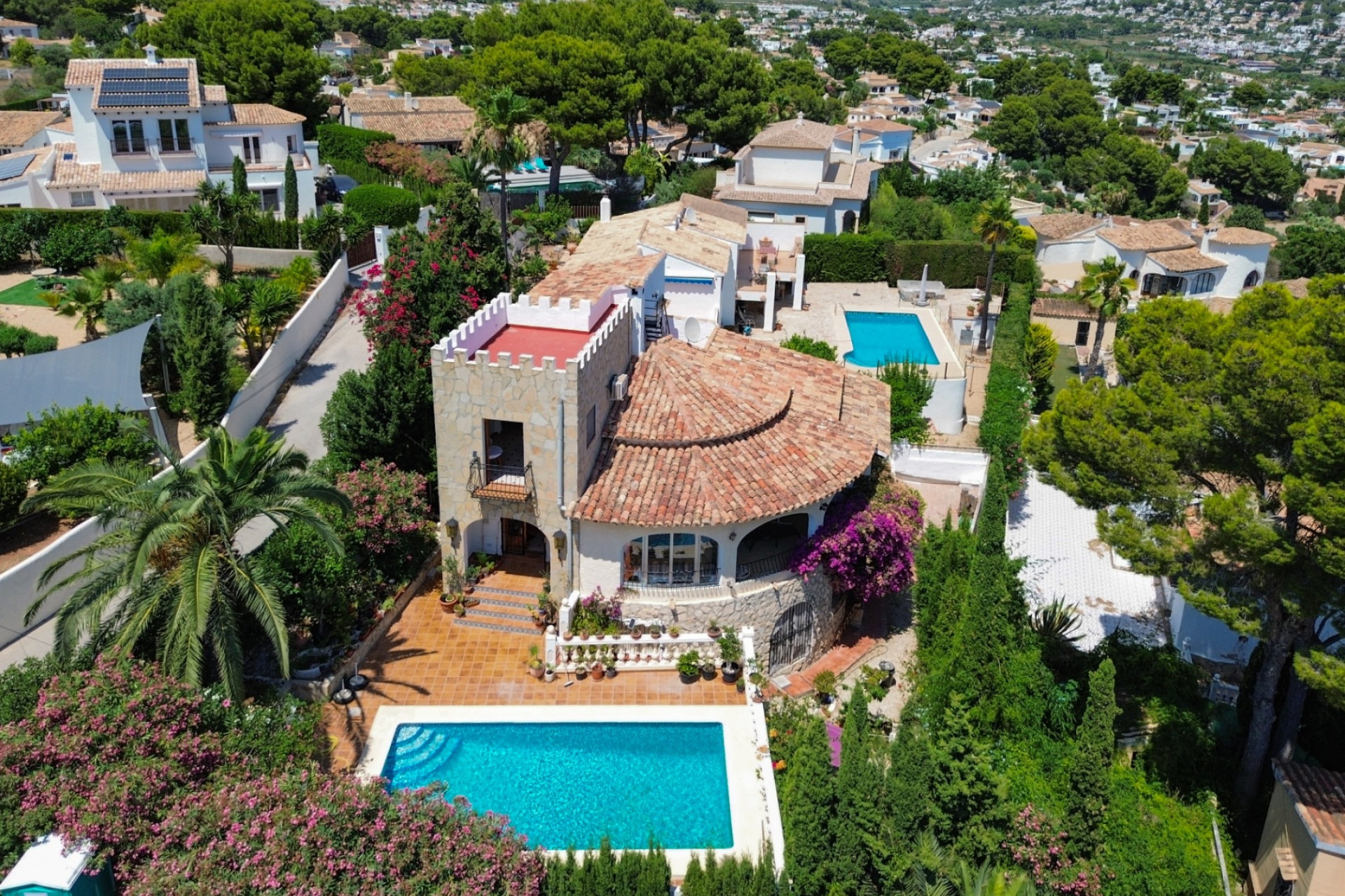 Resale - Villa - Moraira