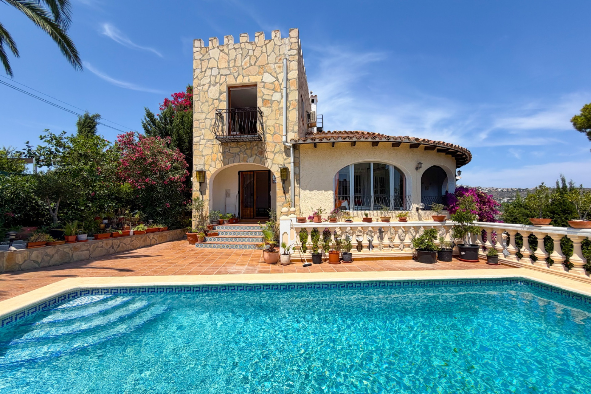 Resale - Villa - Moraira
