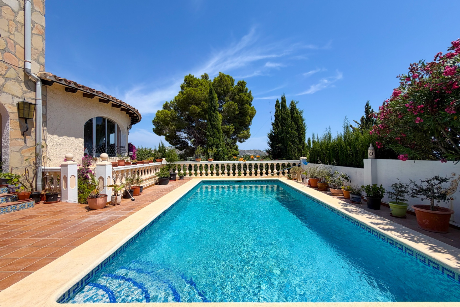 Resale - Villa - Moraira