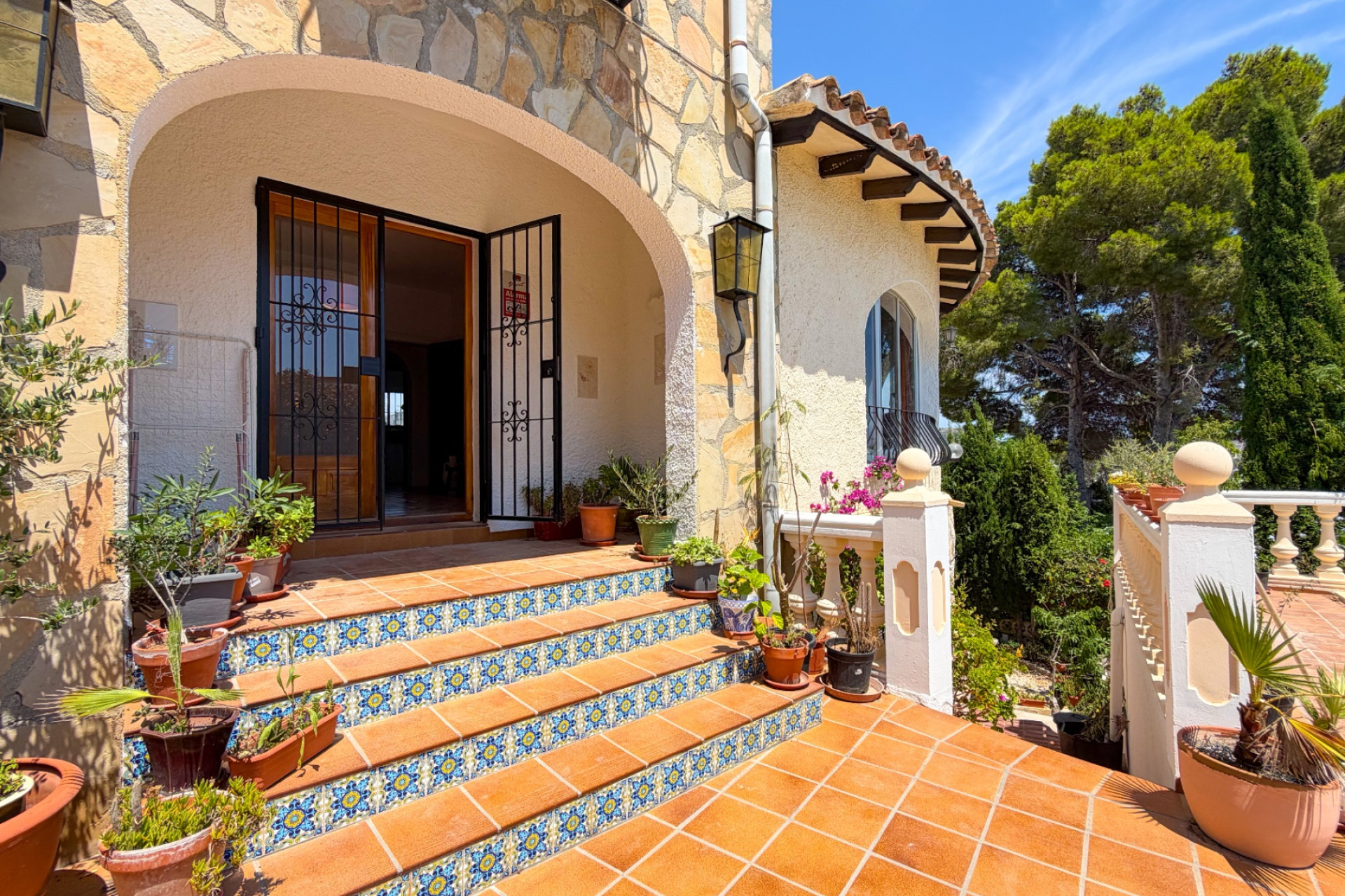 Resale - Villa - Moraira
