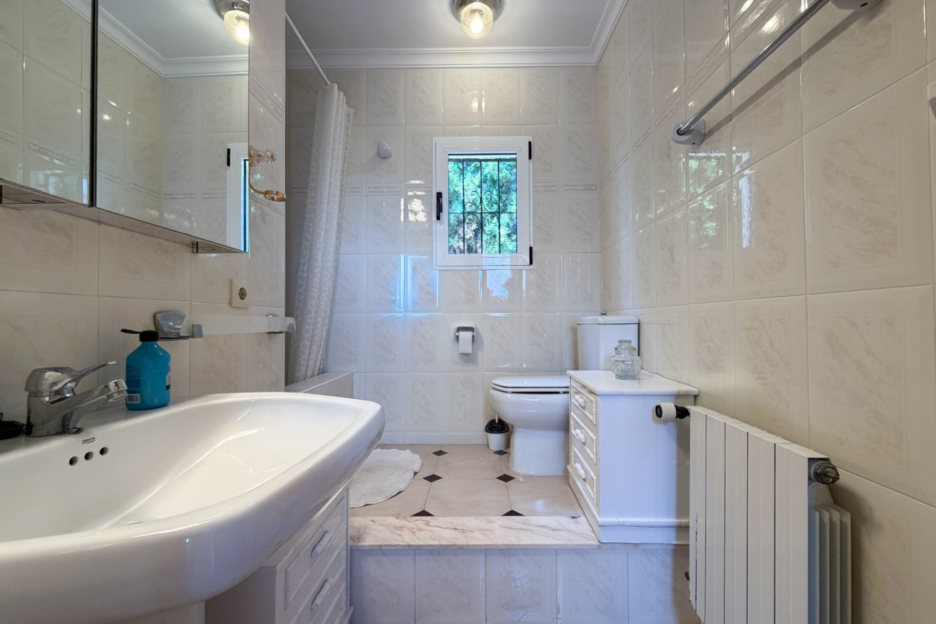 Resale - Villa - Moraira