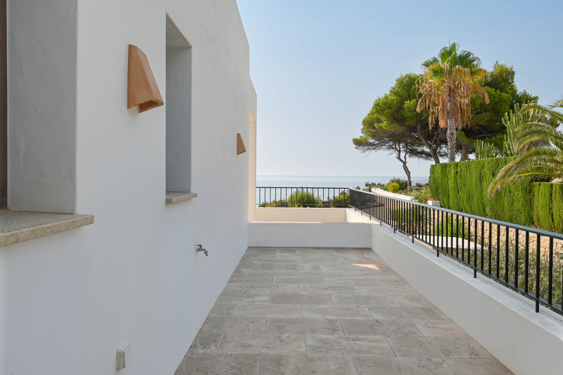 Resale - Villa - Moraira