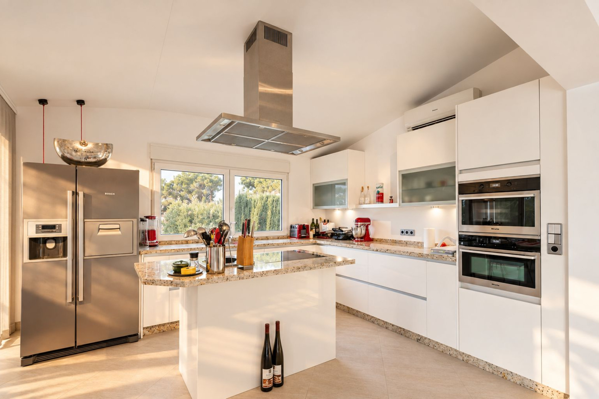 Resale - Villa - Moraira