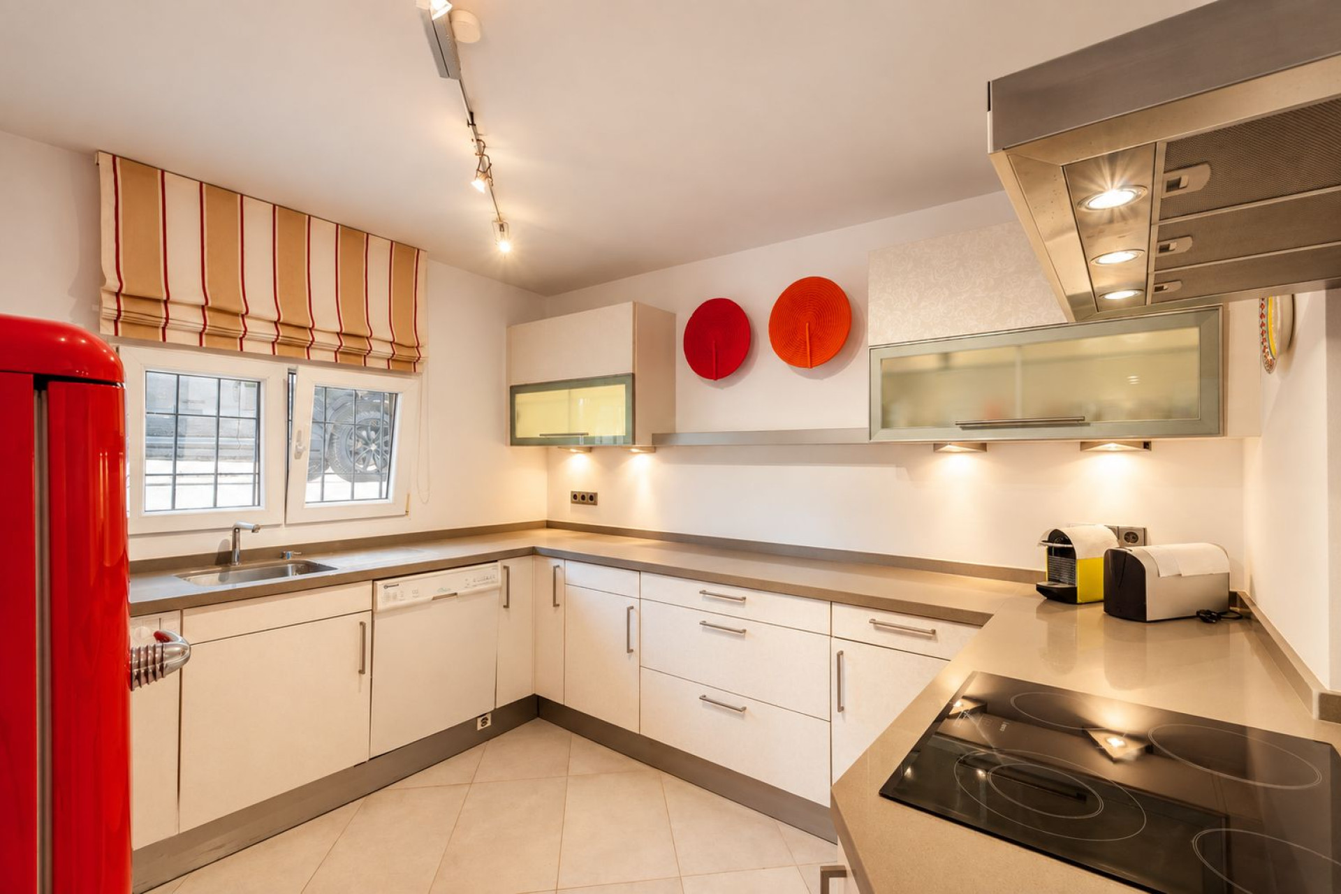 Resale - Villa - Moraira