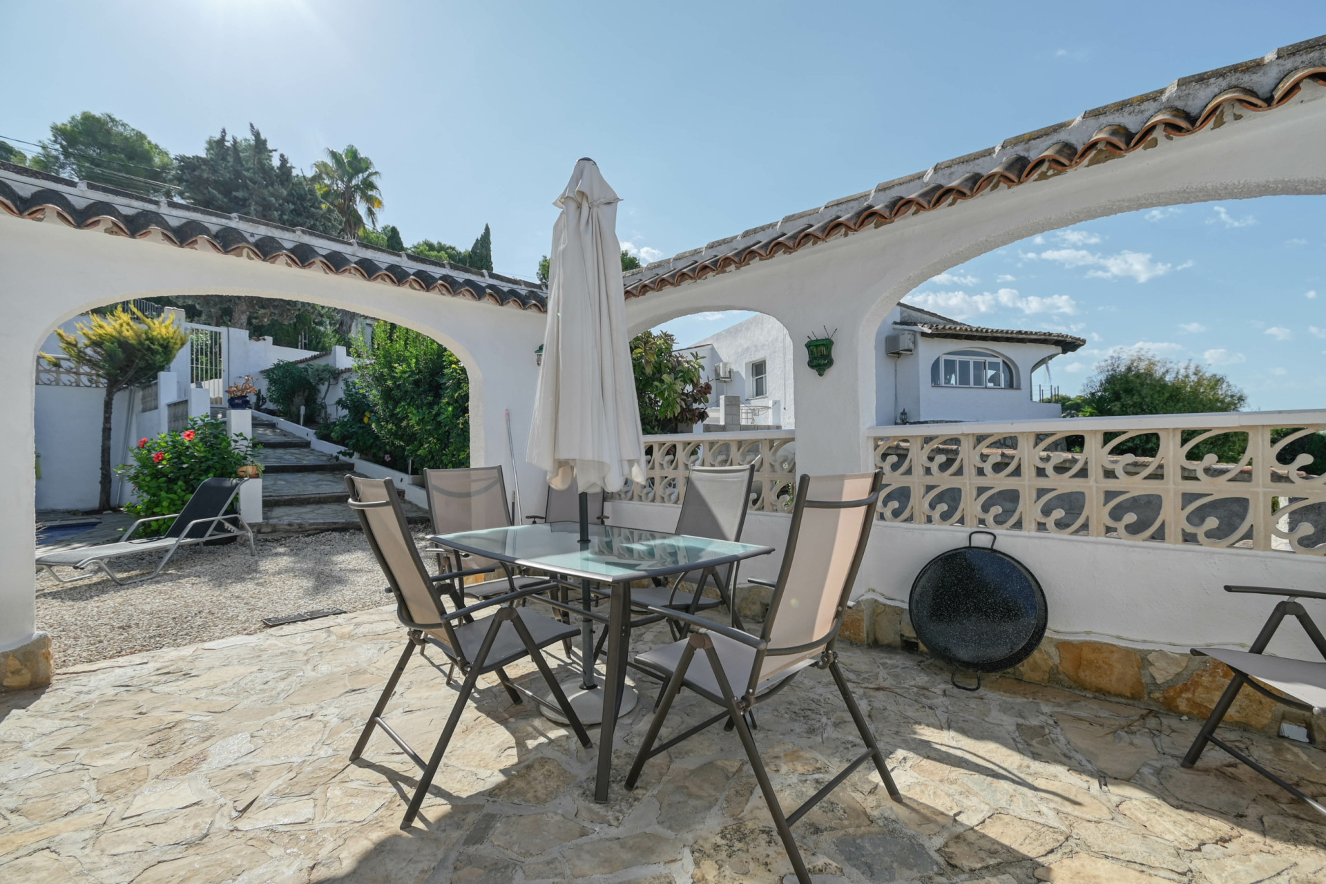 Resale - Villa - Moraira