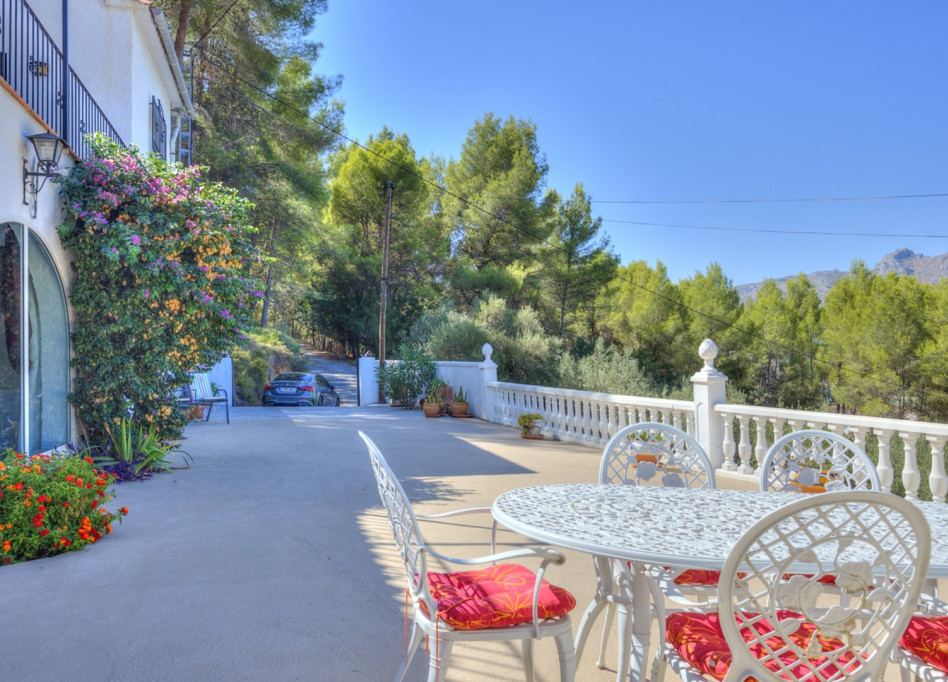 Resale - Villa - Parcent
