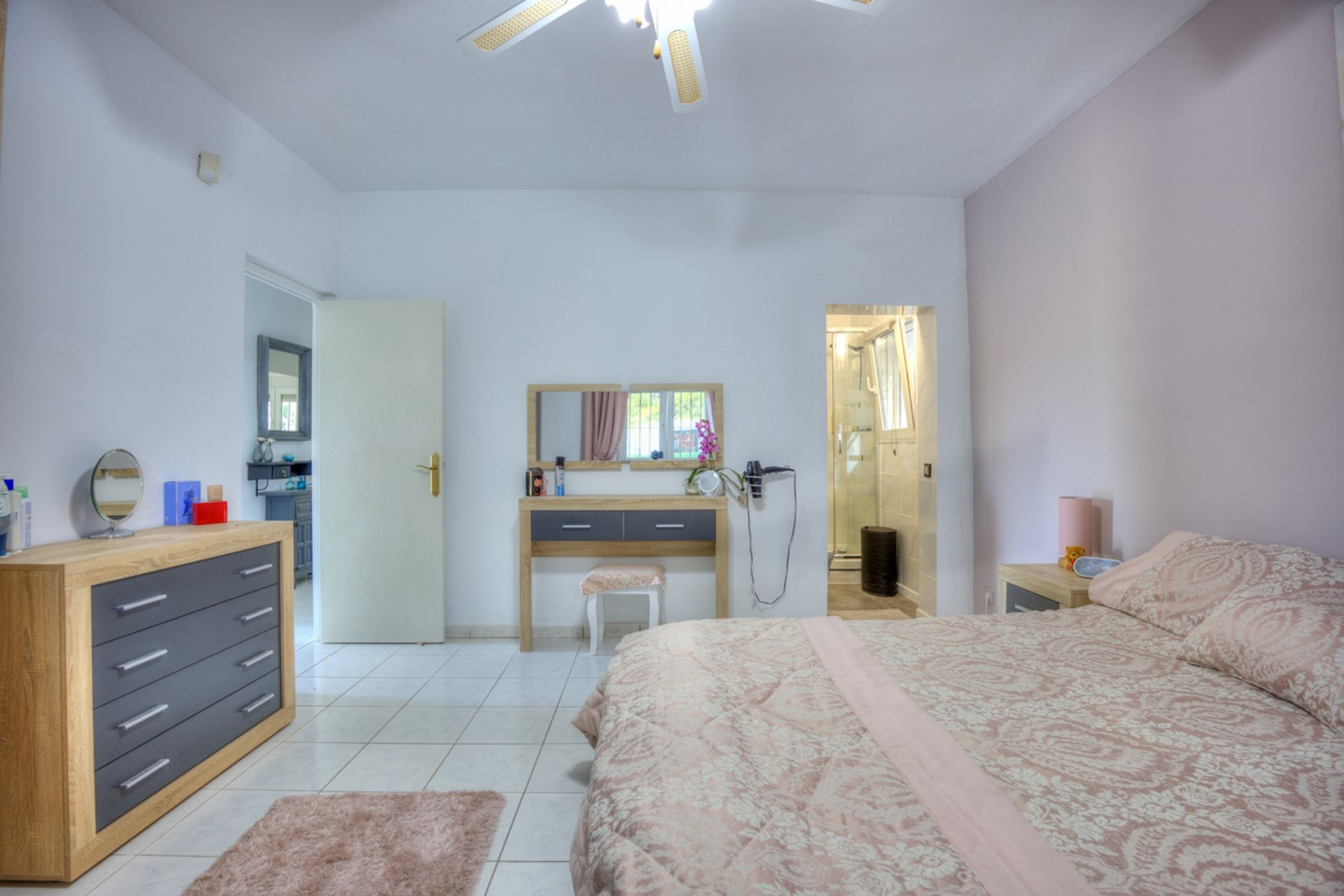Resale - Villa - Parcent