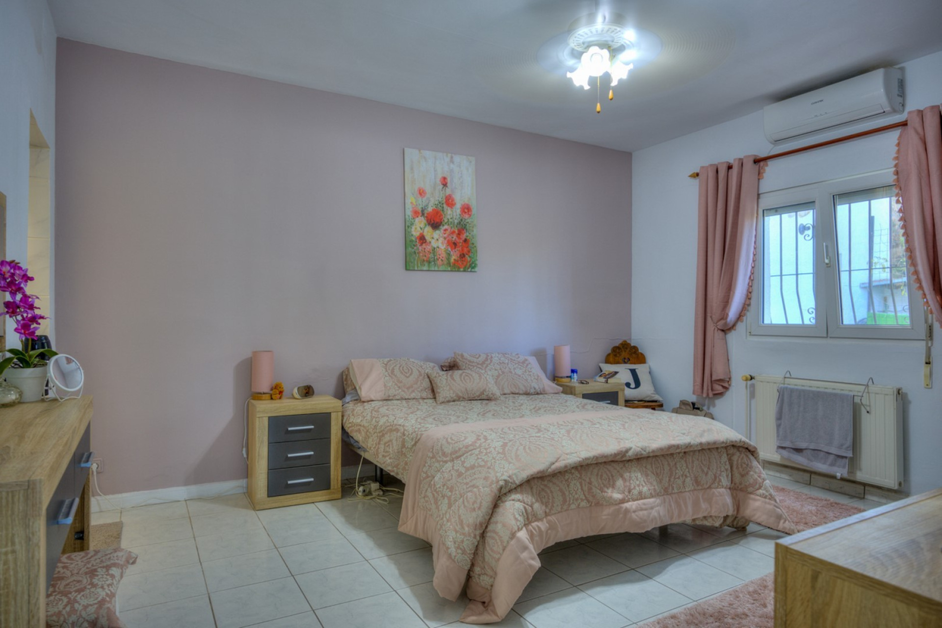 Resale - Villa - Parcent