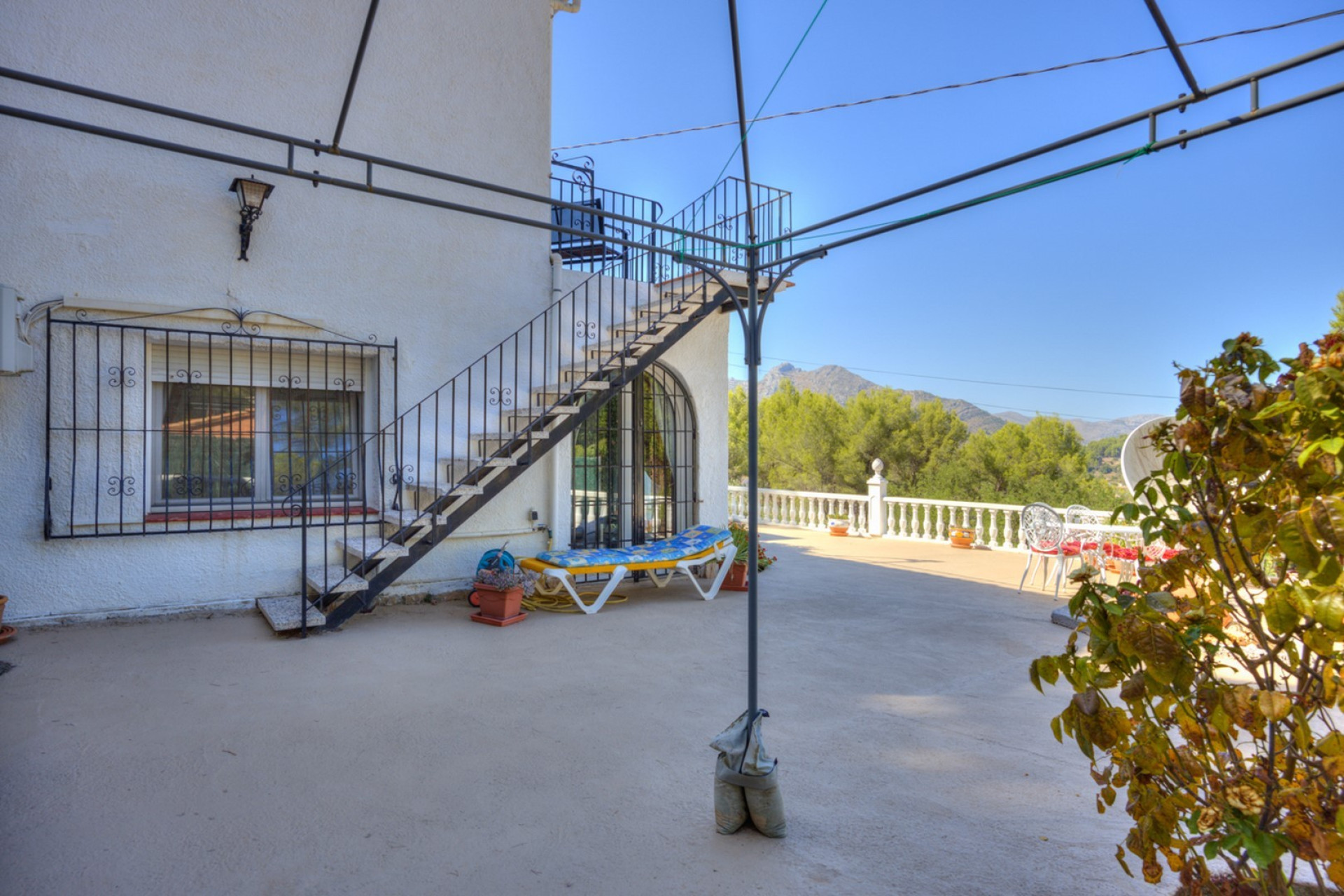 Resale - Villa - Parcent