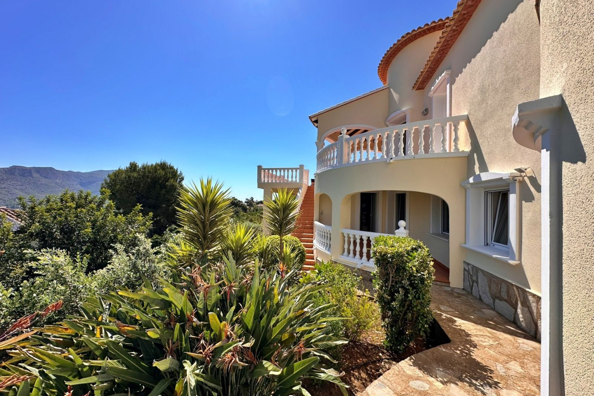 Resale - Villa - Pedreguer - La Sella