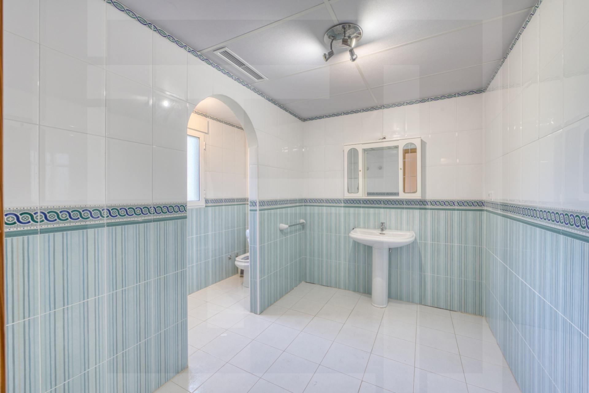 Resale - Villa - Pedreguer