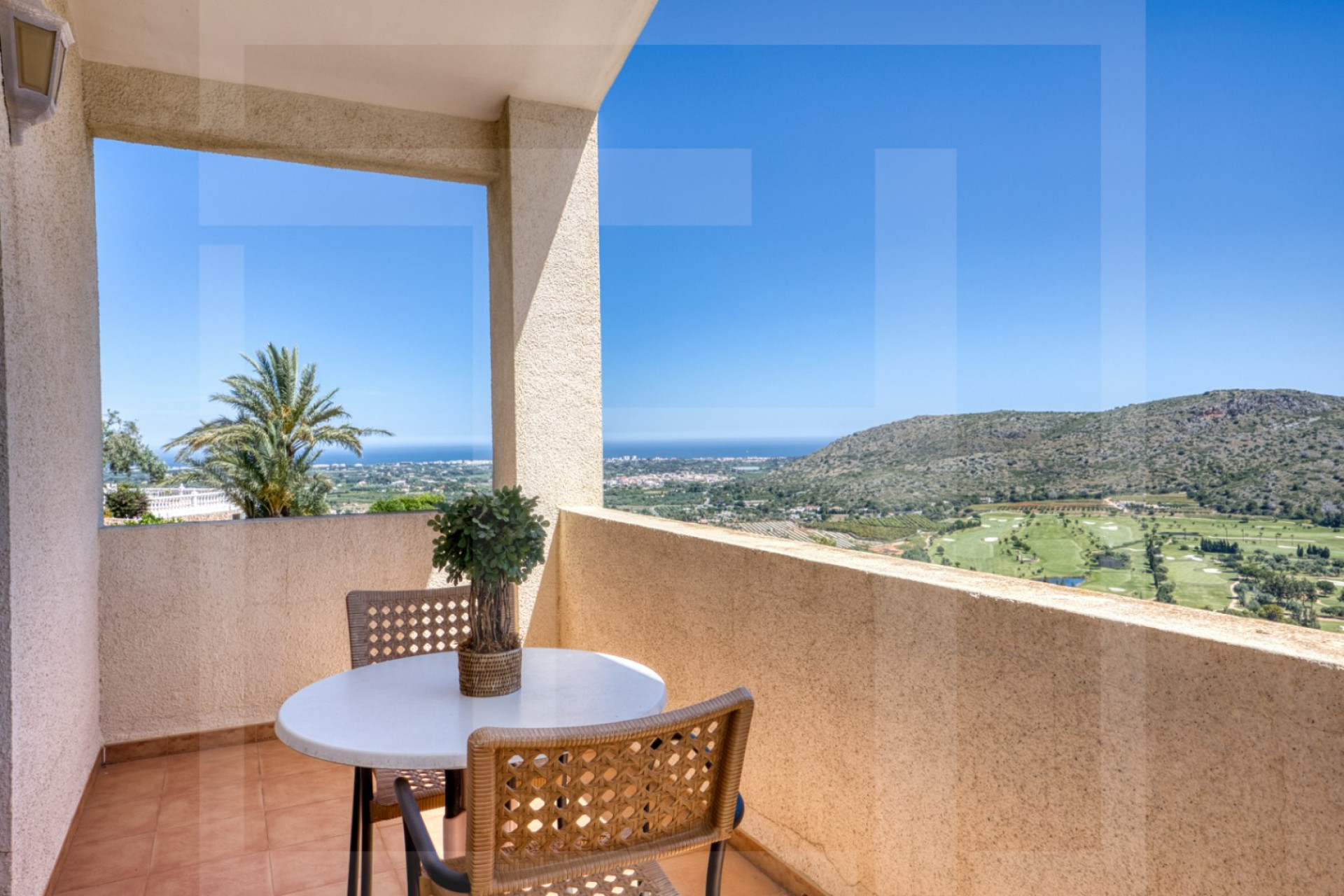 Resale - Villa - Pedreguer