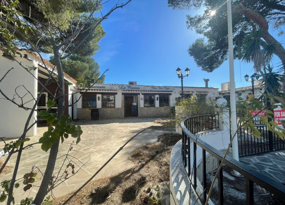 Reventa - Local comercial - Benissa - San Jaime