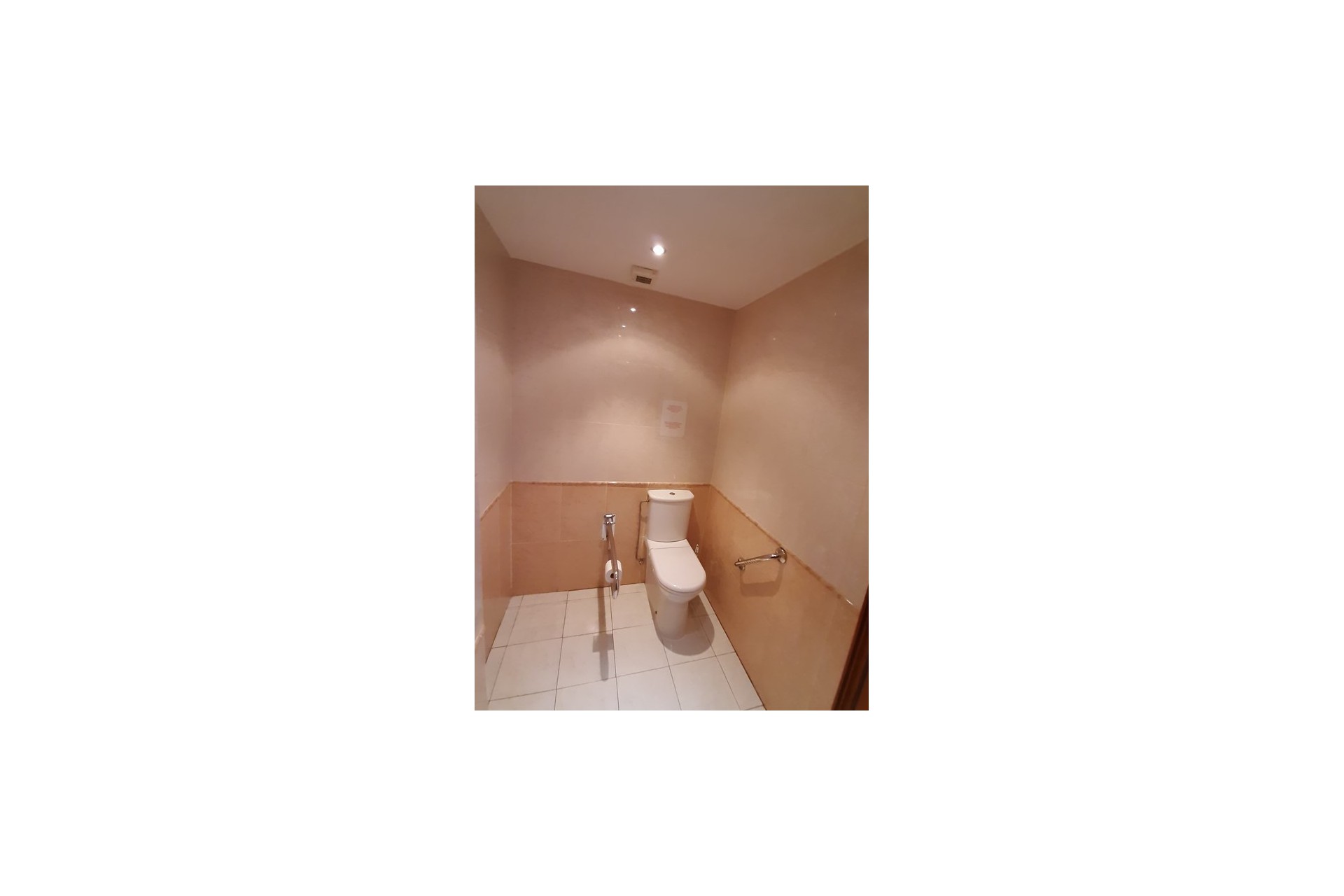 Reventa - Local comercial - Benissa