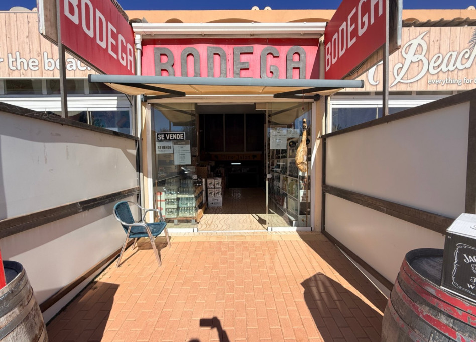 Reventa - Local comercial - Moraira - Centro