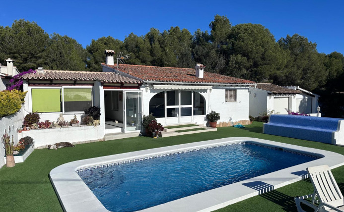 Villa - Bestaande woningen - Moraira - La Camarrocha