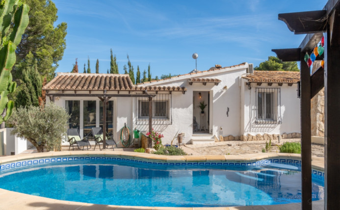 Villa - Resale - Moraira - La Sabatera