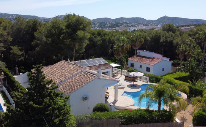Villa - Resale - Moraira - Pinar del Advocat-Cometa