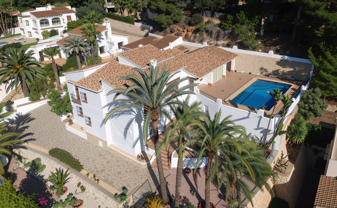 Villa - Resale - Moraira - San Jaime