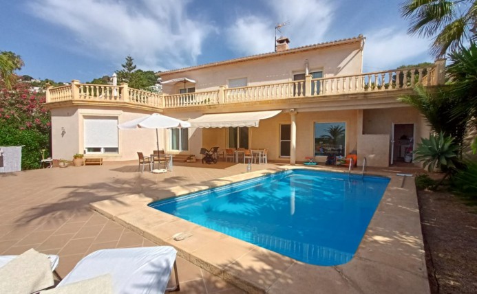 Villa - Bestaande woningen - Moraira - Pinar de L'Advocat