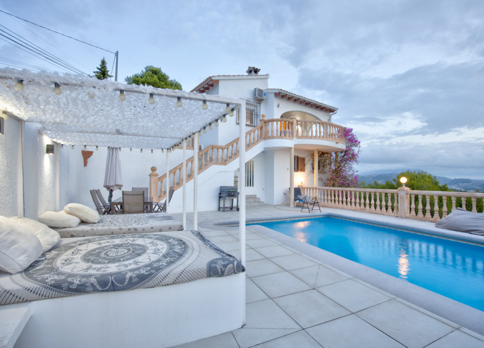 Resale - Villa - Moraira - Benimeit