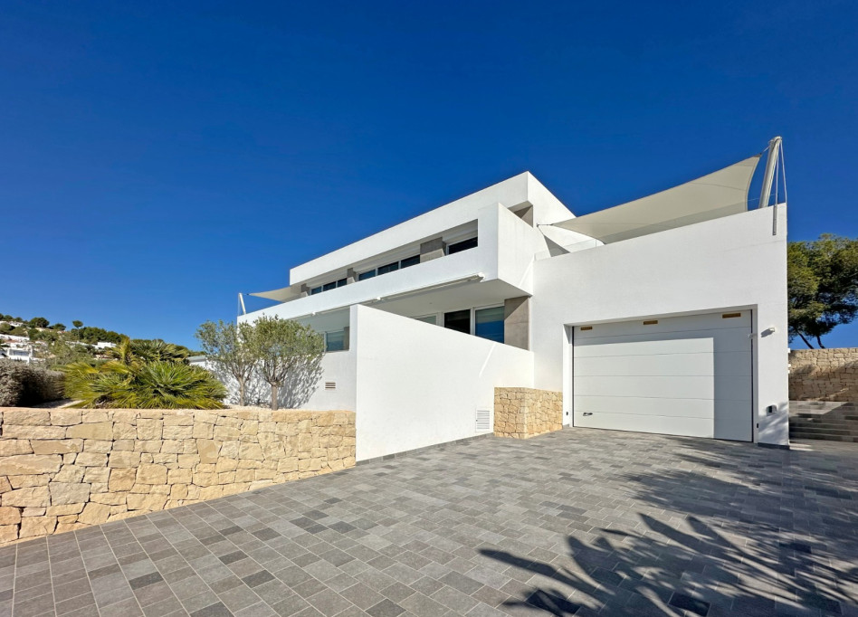 Resale - Villa - Moraira - Benimeit