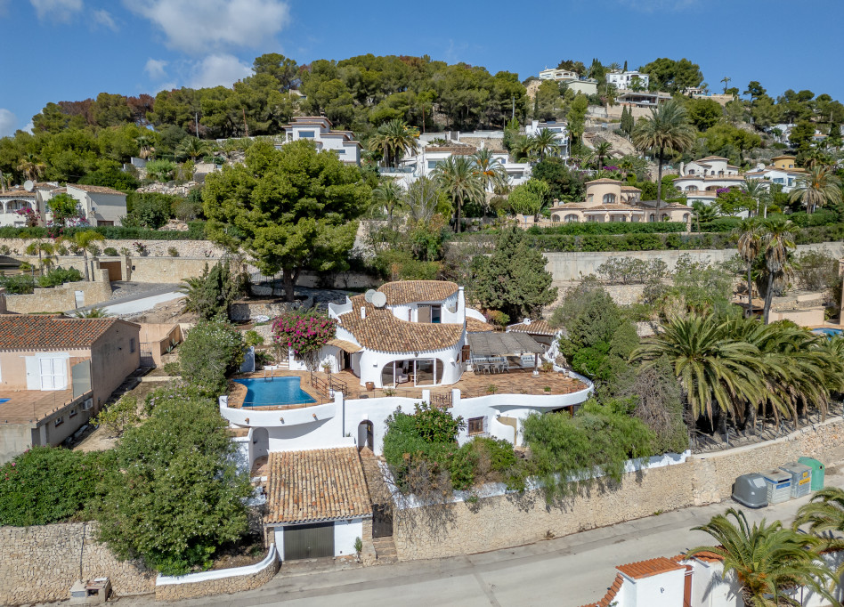 Resale - Villa - Moraira