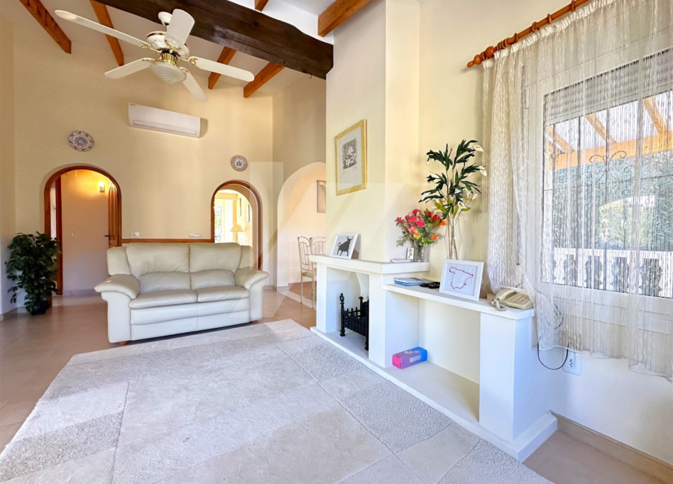 Resale - Villa - Benissa - Baladrar