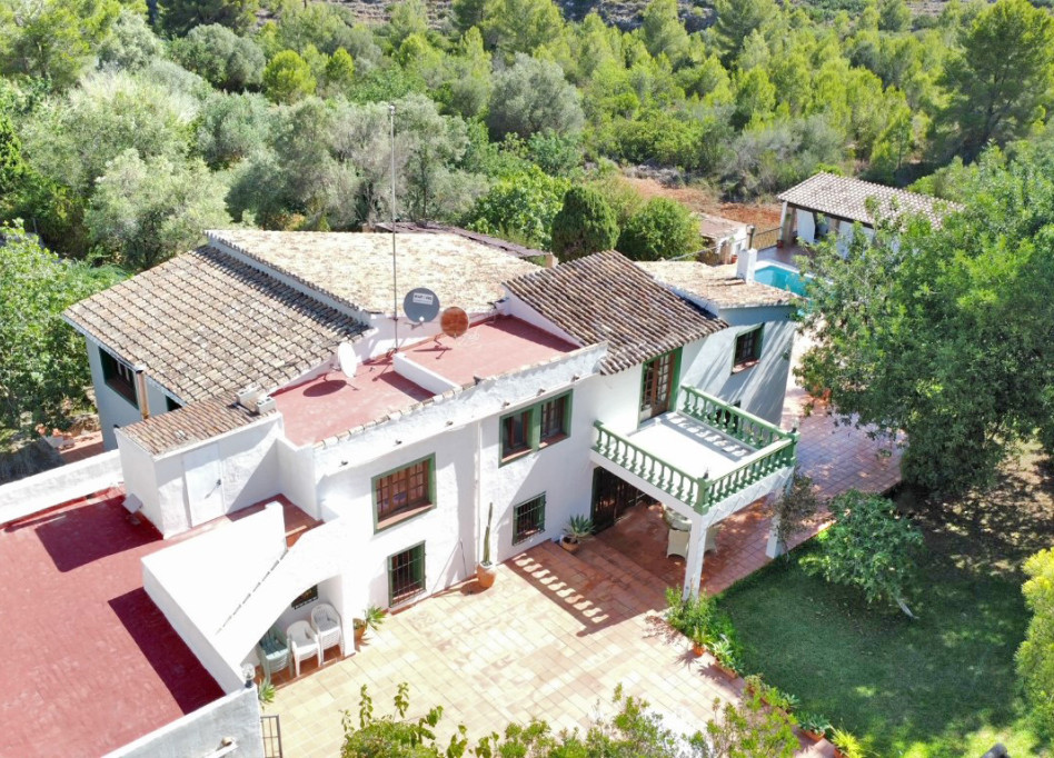 Resale - Villa - Denia