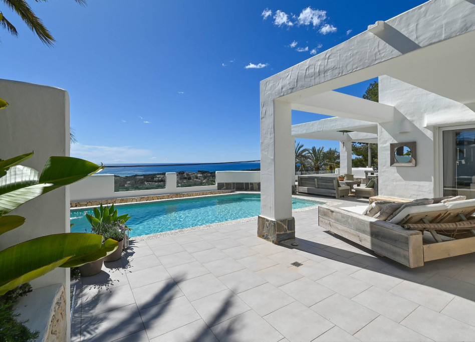 Resale - Villa - Moraira
