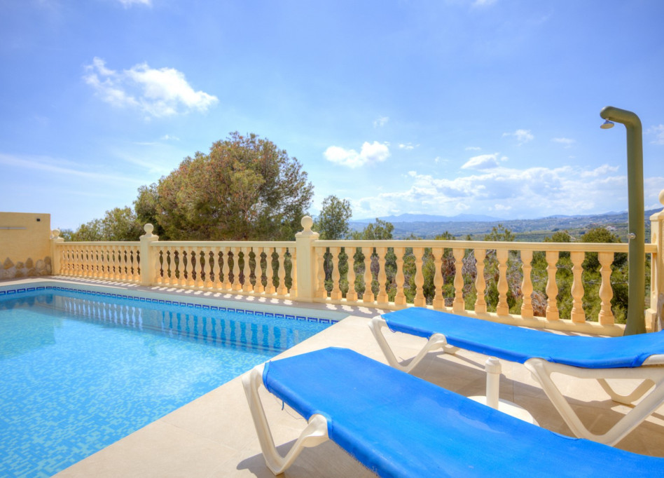 Resale - Villa - Moraira