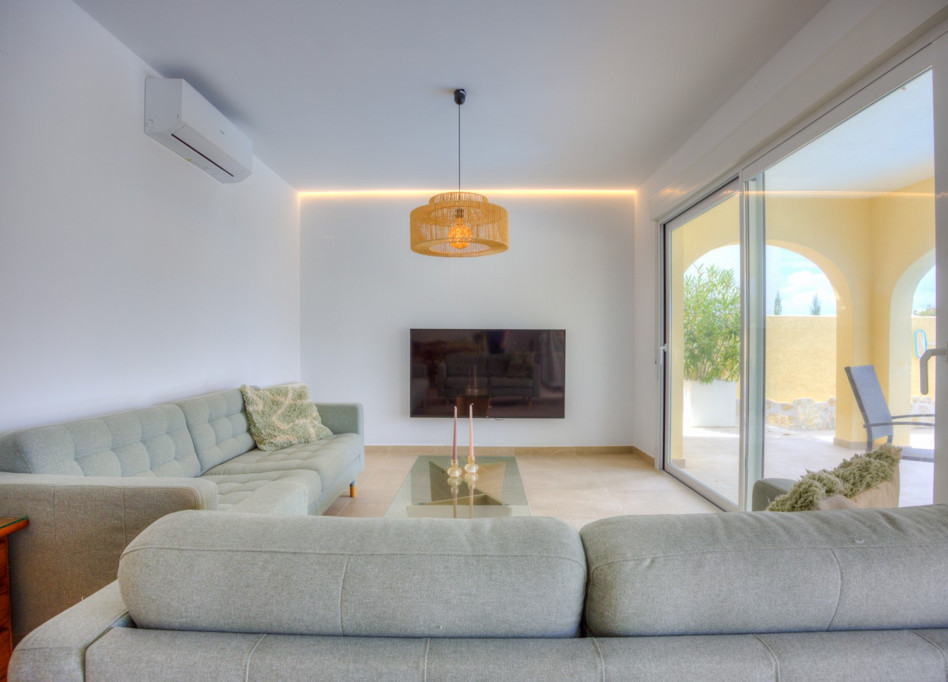 Resale - Villa - Moraira