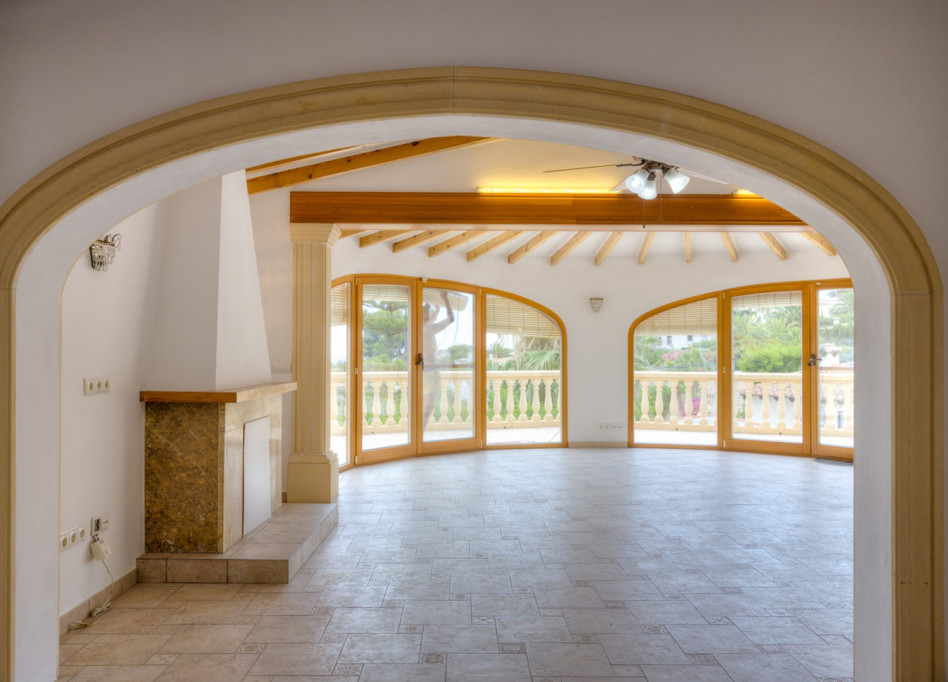 Resale - Villa - Moraira