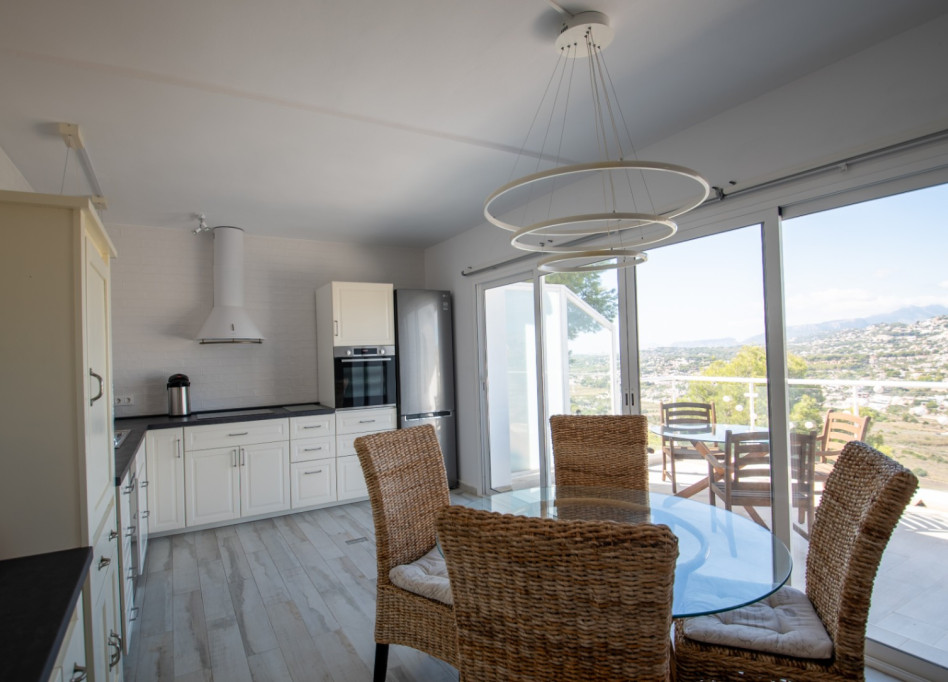 Resale - Villa - Moraira - Pueblo Alcazar