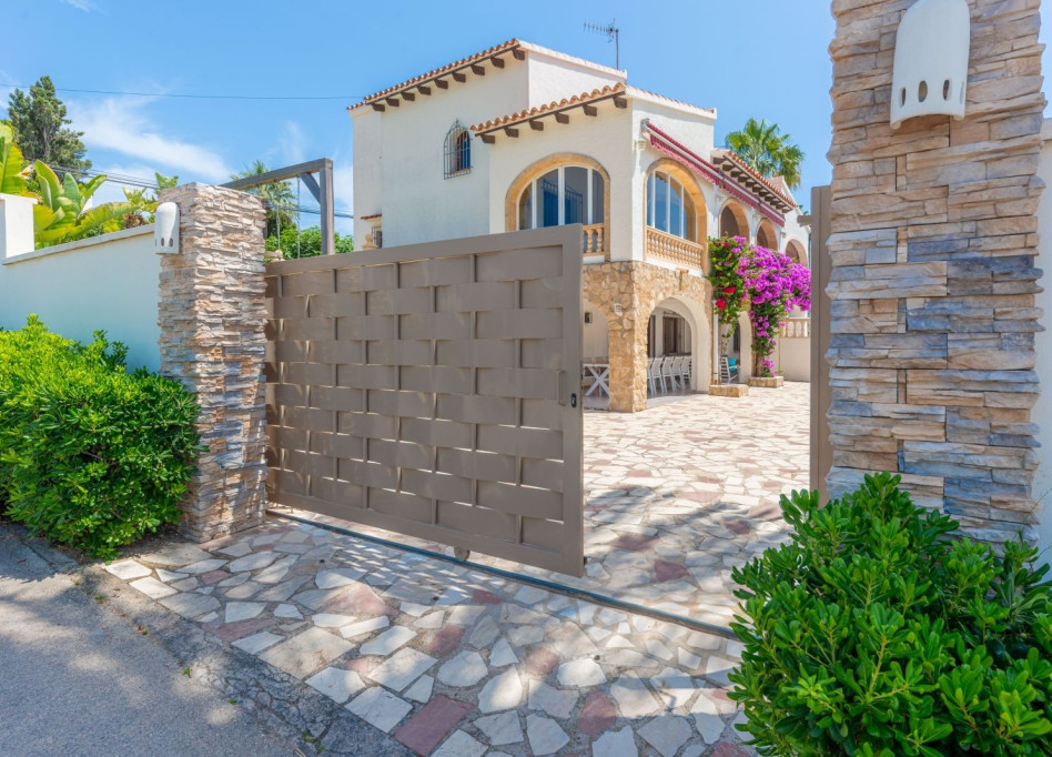 Resale - Villa - Moraira - Pla de Mar