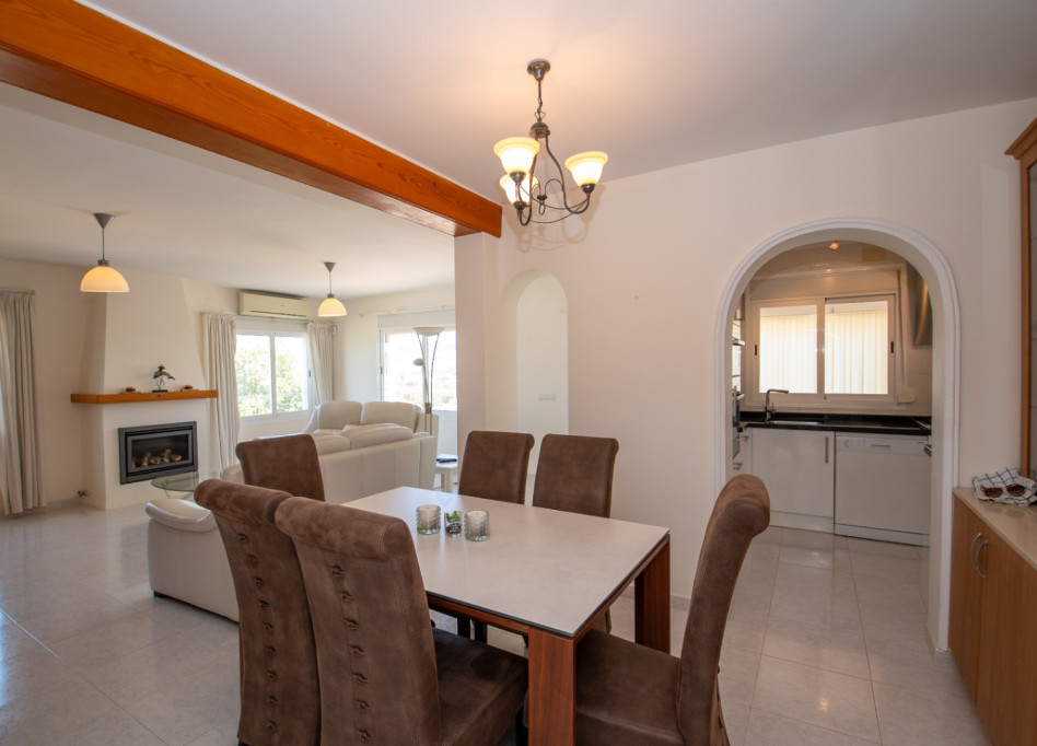 Resale - Villa - Benitachell