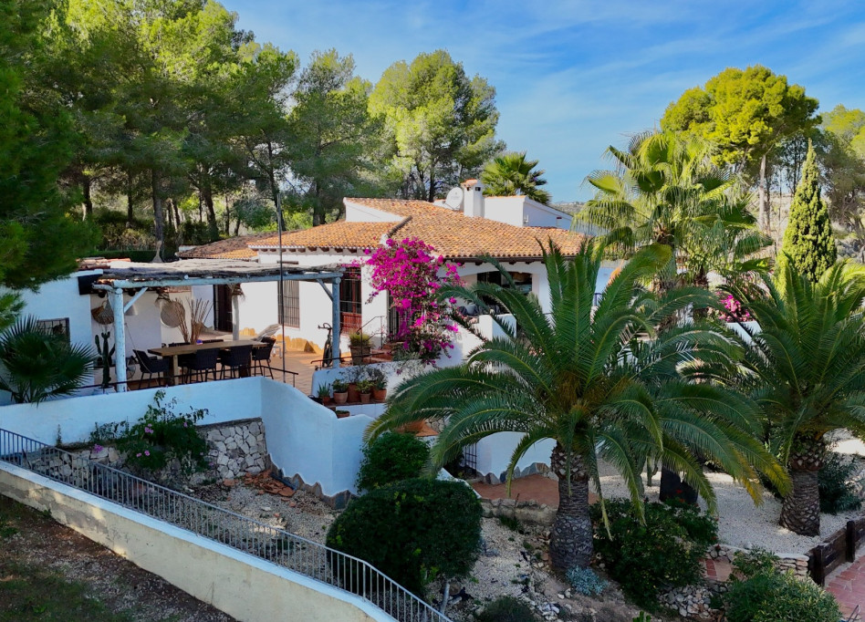 Resale - Villa - Moraira - Benimeit