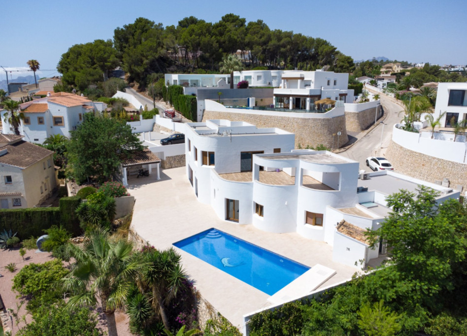 Resale - Villa - Moraira