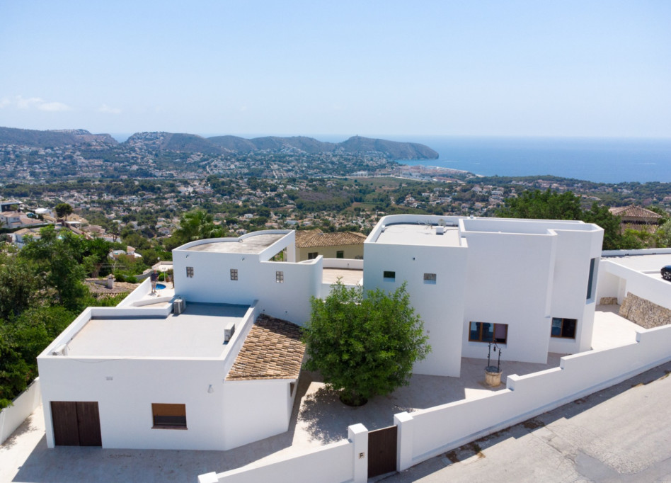 Resale - Villa - Moraira
