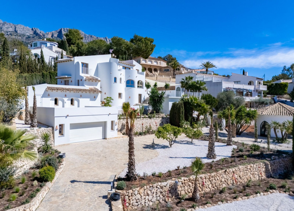 Resale - Villa - Altea
