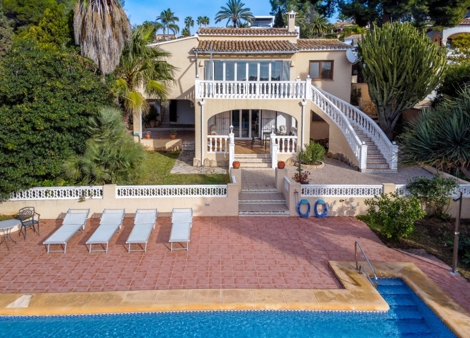Resale - Villa - Moraira