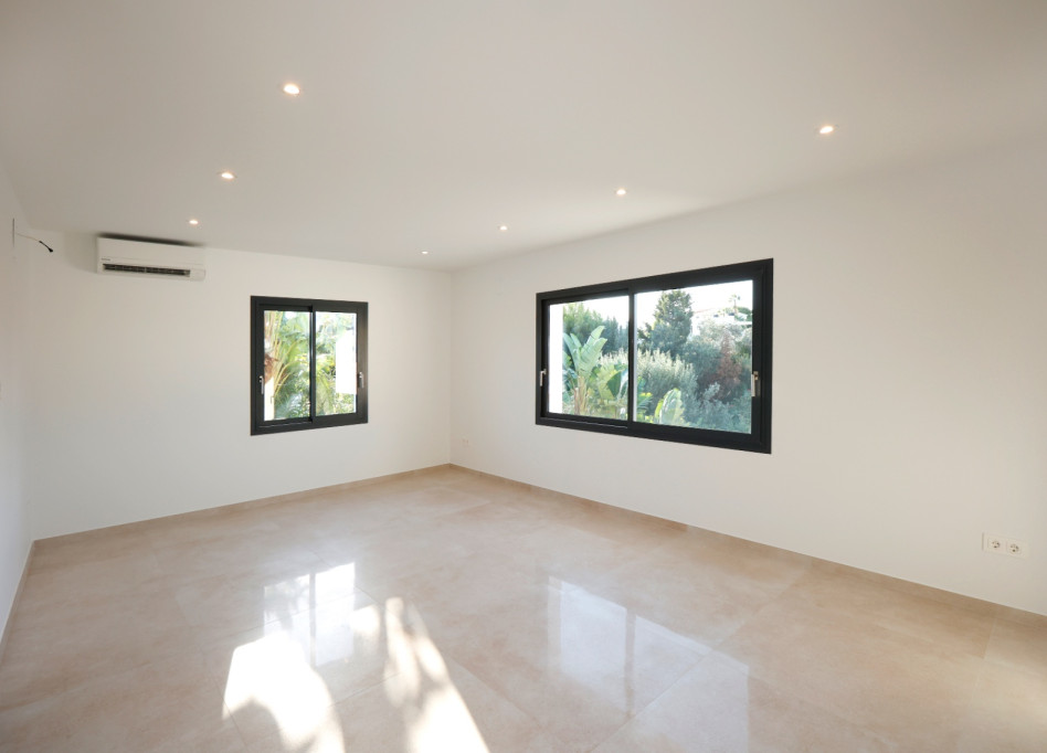 Resale - Villa - Calpe - Los Pinos